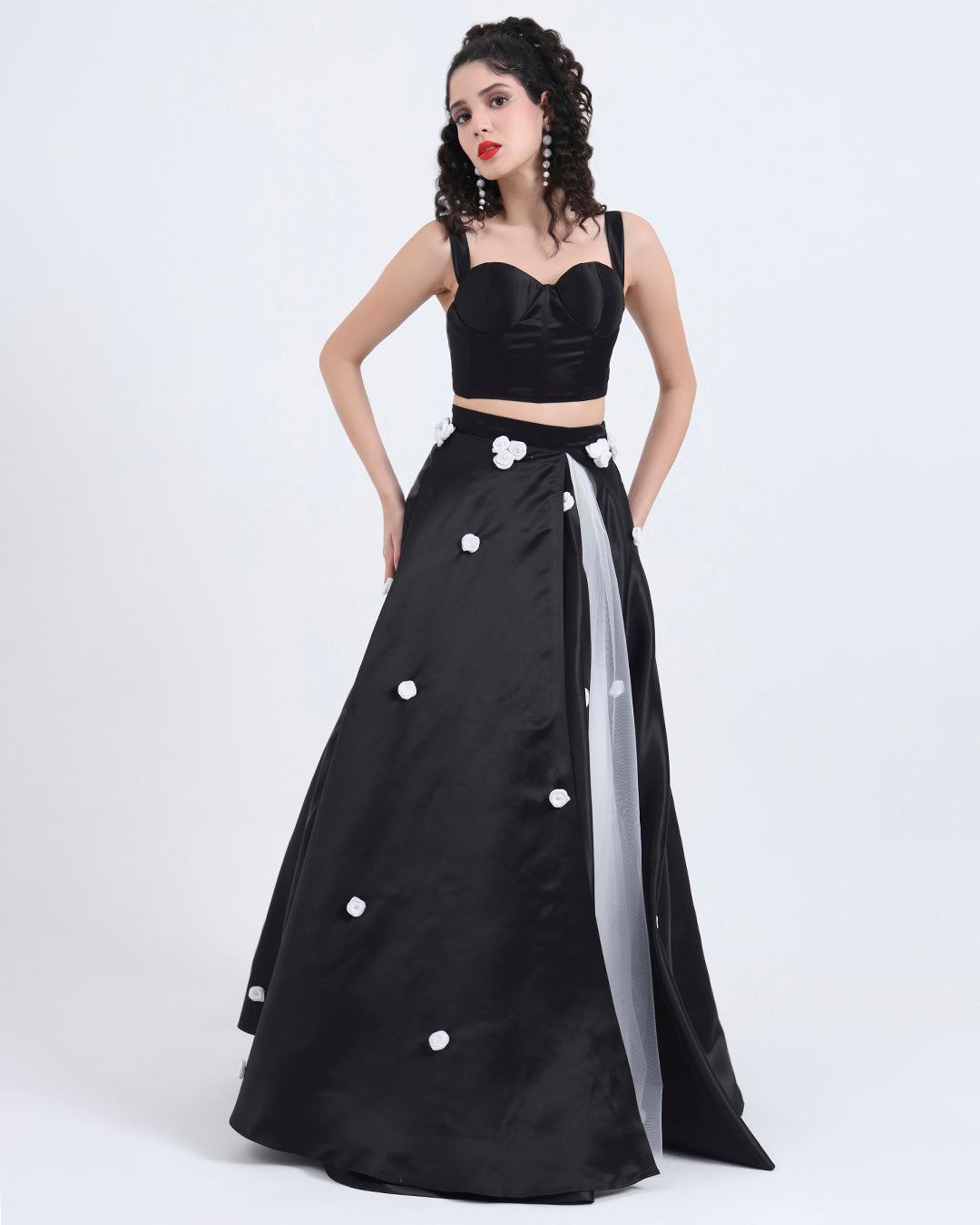 A Royal Drama - Timeless Elegance