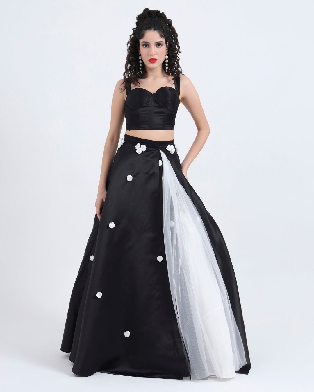 A Royal Drama - Timeless Elegance